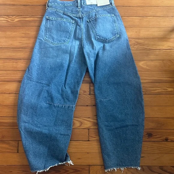 Citizens Horseshoe Jeans - Picture 3 of 4